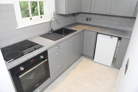 1 bedroom flat to rent, Strangways Terrace, Truro, TR1