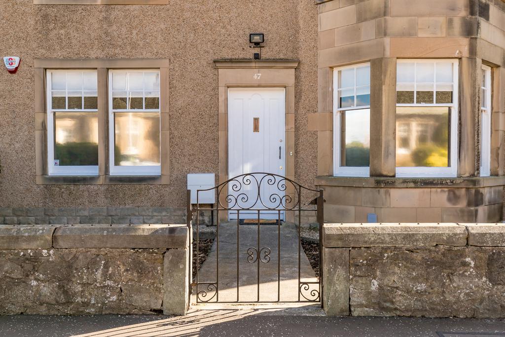 Lockharton Avenue, Edinburgh EH14 3 bed duplex for sale £550,000