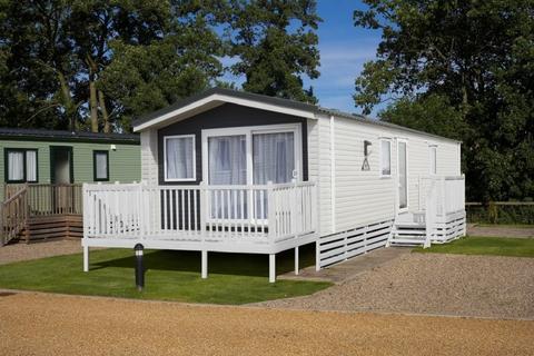 2 bedroom static caravan for sale, Springwood Holiday Park