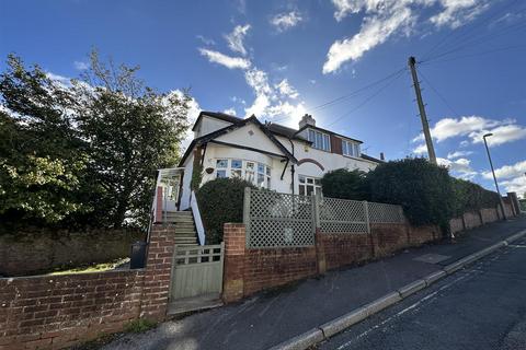 4 bedroom semi-detached bungalow to rent, Baymount, Paignton TQ3