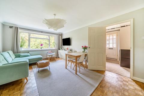 35a Brooklands Road, Weybridge, KT13 0RU
