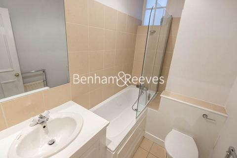 3 bedroom apartment to rent, Abingdon Road, Kensington W8