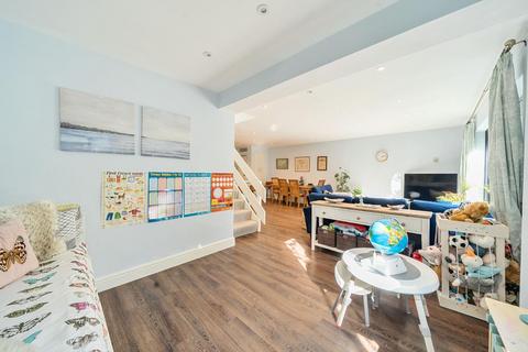 48 Norlands Crescent, Chislehurst, BR7 5RN