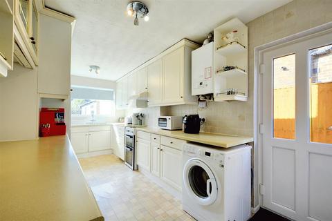 23 Sandy Lane, Bramcote, Nottingham, NG9 3GT