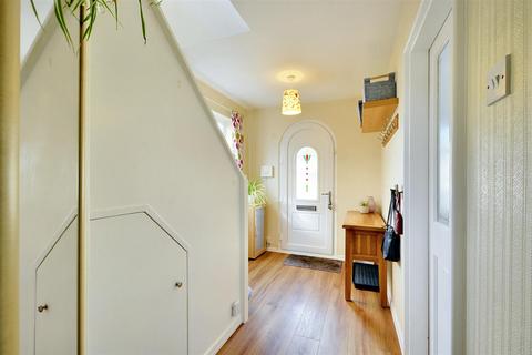 23 Sandy Lane, Bramcote, Nottingham, NG9 3GT