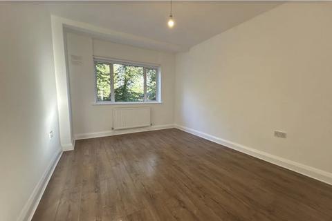 2 bedroom apartment for sale, Bruce Castle Court, Lordship Lane, London, N17