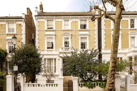 3 bedroom flat for sale, Bassett Road, London W10