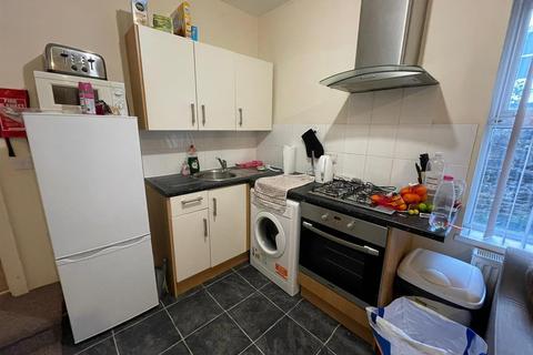 1 bedroom flat to rent, 17 Woodland Terrace, Plymouth PL4