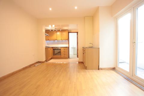 2 bedroom flat to rent, Garratt Terrace, London