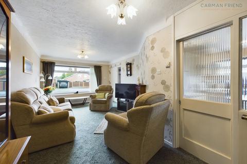 3 bedroom semi-detached house for sale, Halton Road, Upton, CH2