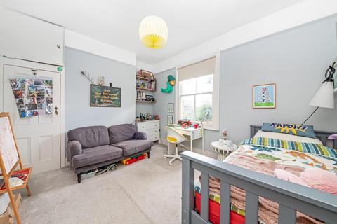 12 Maple Road, London, SE20 8HB