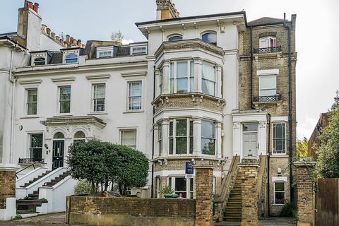 3 bedroom apartment for sale, Hampstead Lane, Highgate, N6