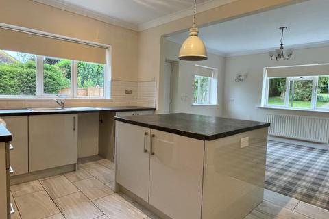 2 bedroom detached bungalow for sale, Springfield Lane, Kirkbymoorside, York