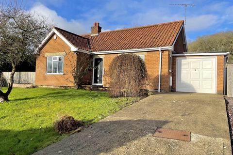 2 bedroom detached bungalow for sale, Springfield Lane, Kirkbymoorside, York