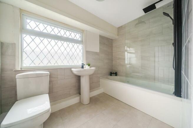 Grasmere bathroom.jpeg