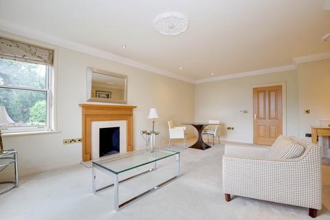 2 bedroom apartment for sale, Treetops, Caversham Heights, Reading