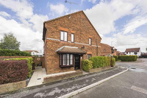 1 bedroom semi-detached house for sale, Woodlands, Park Street, St. Albans