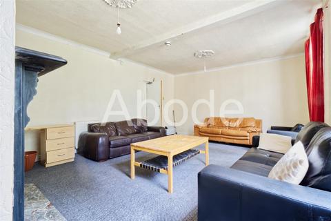 Cliff Road, Woodhouse, Leeds
