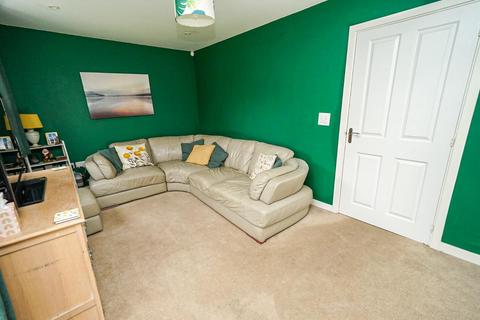 3 bedroom semi-detached house for sale, Bellona Drive, Leighton Buzzard