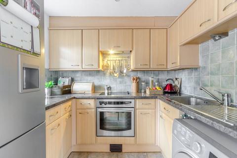 2 bedroom flat for sale, Kipling Drive, South Wimbledon, London, SW19