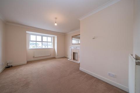 2 bedroom flat for sale, Evensyde, Watford