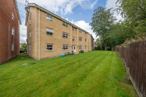 2 bedroom flat for sale, Evensyde, Watford