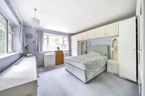 St Tropez Clandon Road, Send, Woking, GU23 7LA