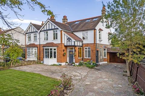 6 bedroom semi-detached house for sale, Larkshall Road, London