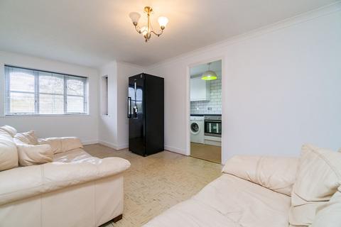 1 bedroom flat to rent, Mullards Close, Mitcham CR4