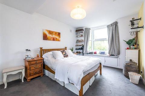 2 bedroom flat for sale, Stanley Gardens, London, NW2