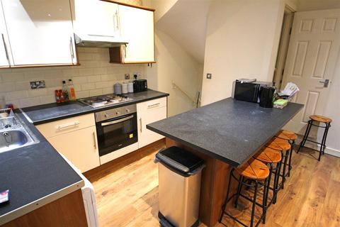 5 bedroom terraced house to rent, Granby Road, Headingley, Leeds, LS6 3AS