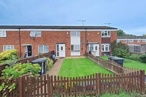 4 Fairways, Waltham Abbey, EN9 1SY