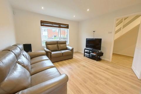 4 Fairways, Waltham Abbey, EN9 1SY