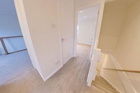 4 Fairways, Waltham Abbey, EN9 1SY