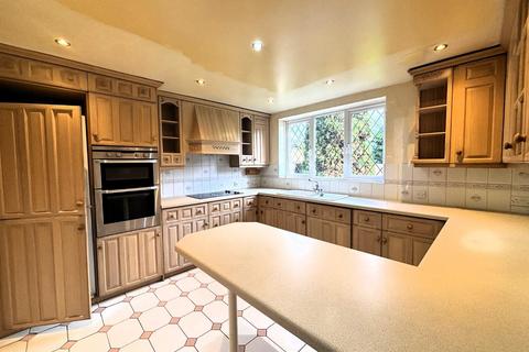 4 bedroom detached house for sale, Symonds Green Lane, Stevenage