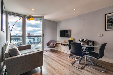 1 bedroom apartment to rent, Denison House, London, E14