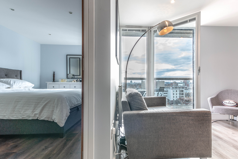 1 bedroom apartment to rent, Denison House, London, E14