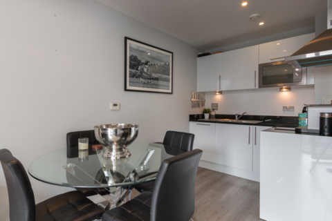 1 bedroom apartment to rent, Denison House, London, E14