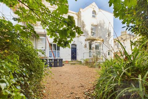 1 bedroom flat for sale, Upper Maze Hill, St. Leonards-On-Sea