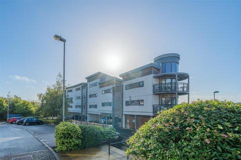 2 bedroom flat for sale, Weavers Mill Close, St George