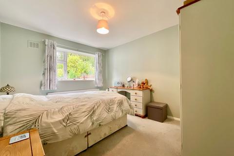 53 Stradbroke Drive, Stoke-on-trent, ST3 4BD