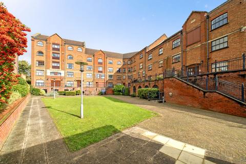 2 bedroom maisonette for sale, Whitefriars Wharf, Tonbridge, Kent