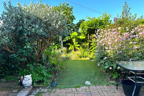 2 bedroom terraced house for sale, Shaftesbury Road, Ilfracombe, North Devon, EX34