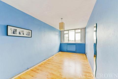 2 bedroom flat for sale, Besant Way, Neasden