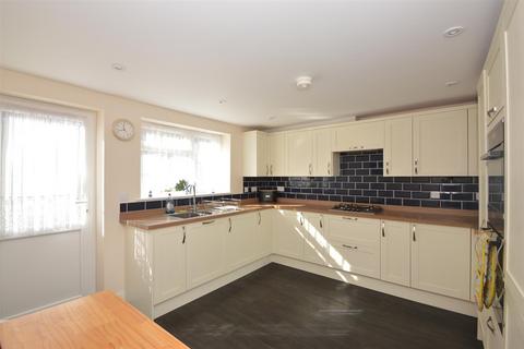 3 bedroom end of terrace house for sale, RYDE