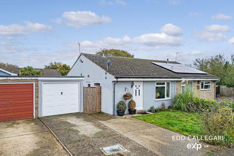 2 bedroom semi-detached bungalow for sale, Windings Road, Ipswich IP7