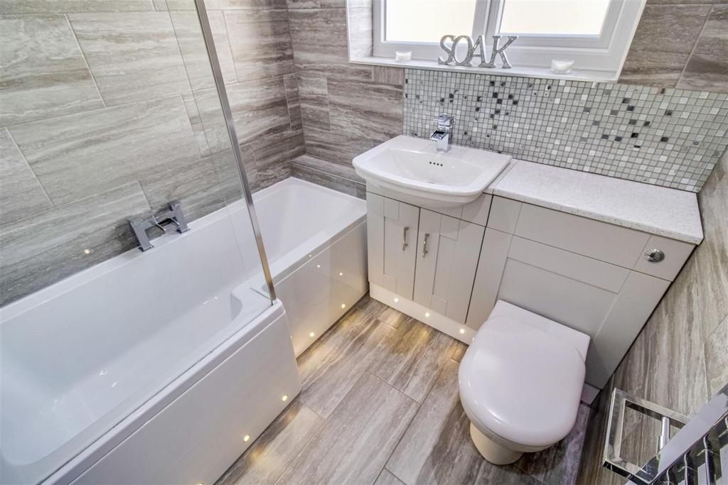 Bathroom/w.c.