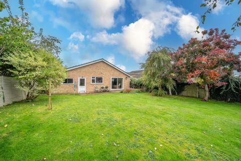 3 Anton Close, Oakley, Basingstoke, RG23 7AG
