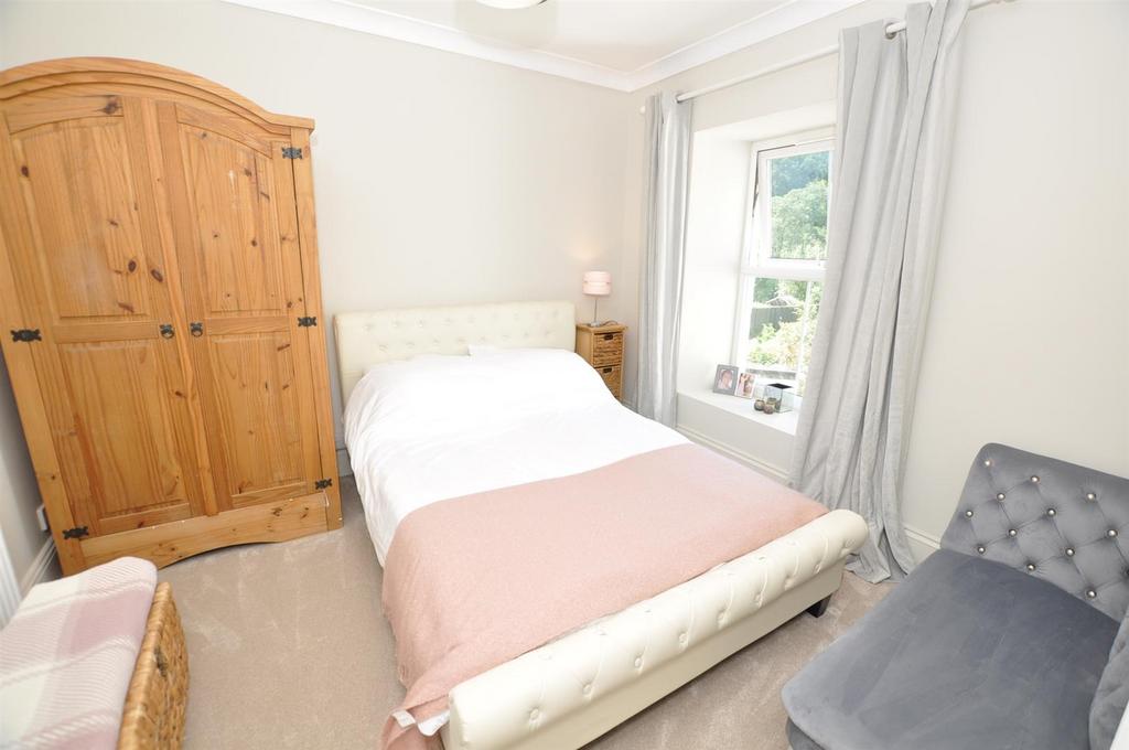 Rear bedroom 1
