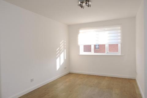 1 bedroom flat for sale, Cobbett Close, Enfield Wash, Middlesex, EN3